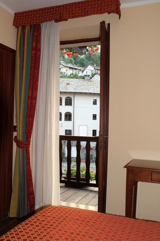 Albergo Miniere Traversella Exterior photo