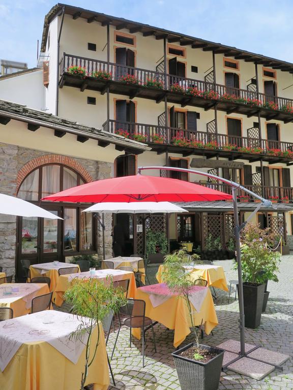 Albergo Miniere Traversella Exterior photo